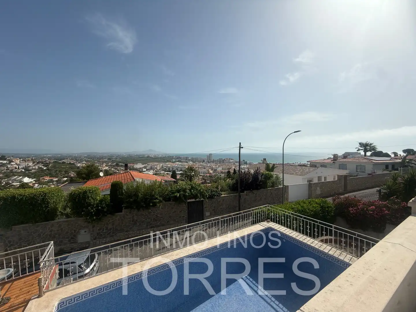 Vista exterior de Casa o xalet en venda en Peñíscola / Peníscola amb Jardí privat, Terrassa i Piscina
