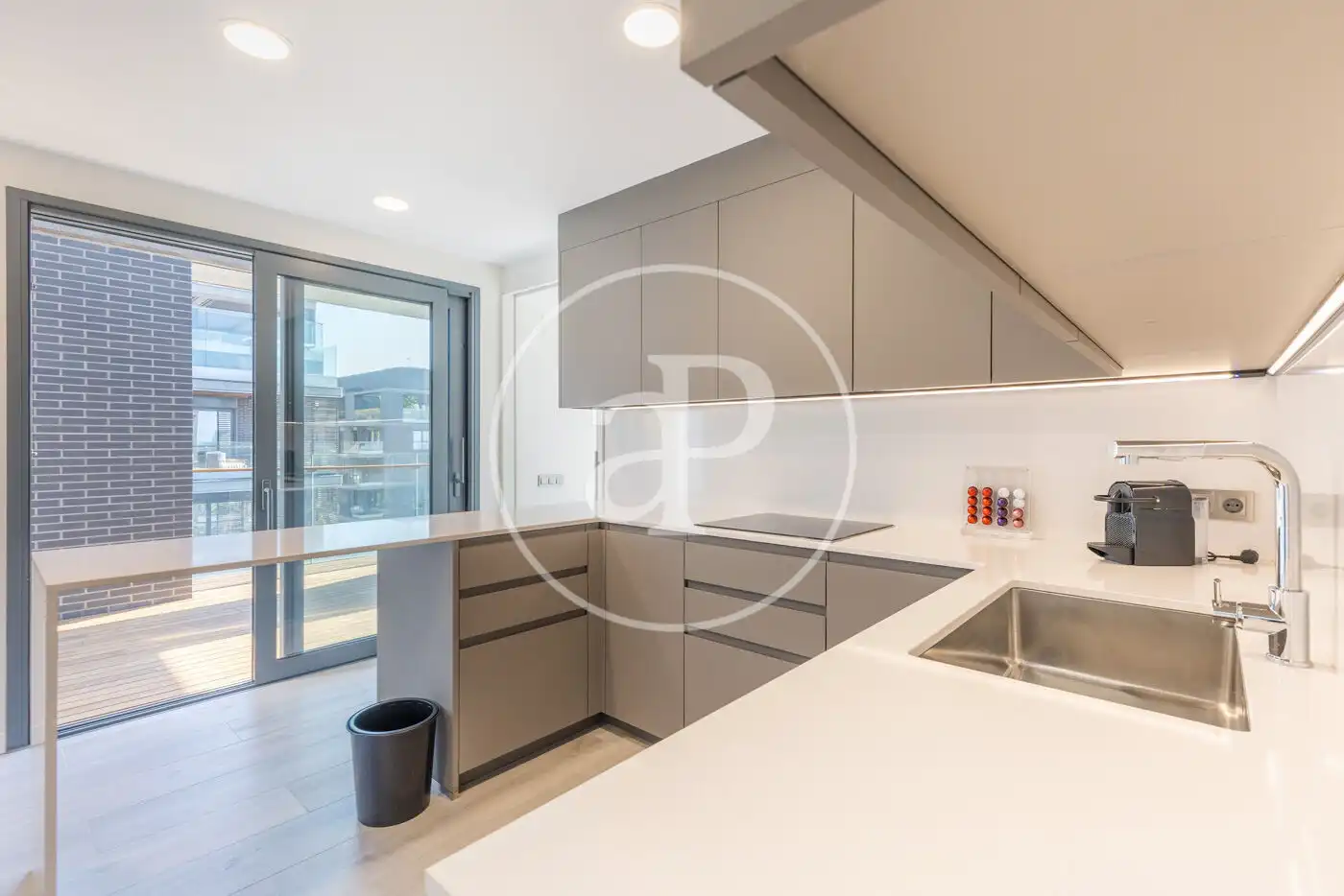 Ático de obra nueva con piscina en venta en Finestrelles, imagen 21
