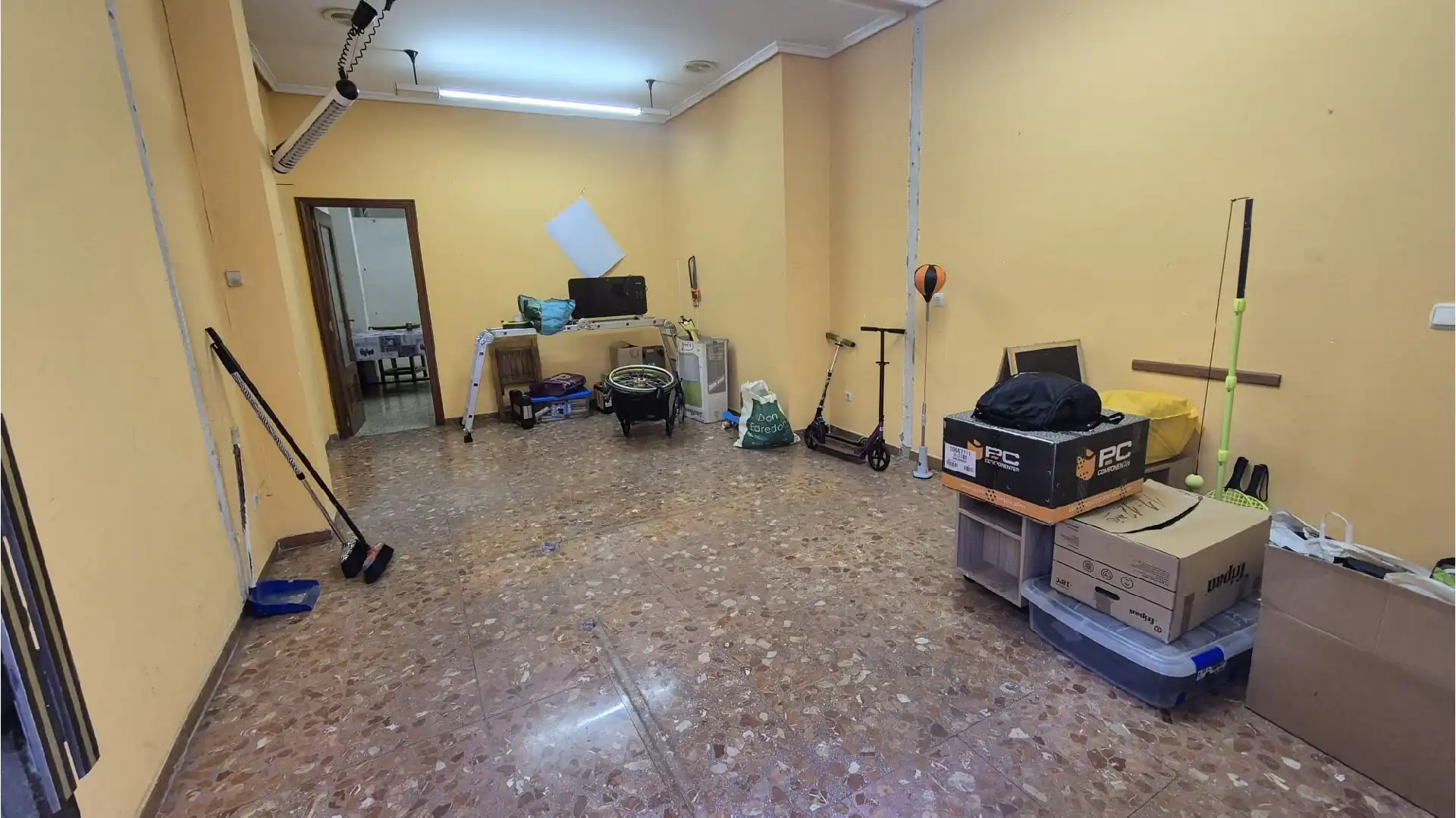 Local comercial en venta en Centro, imagen 2