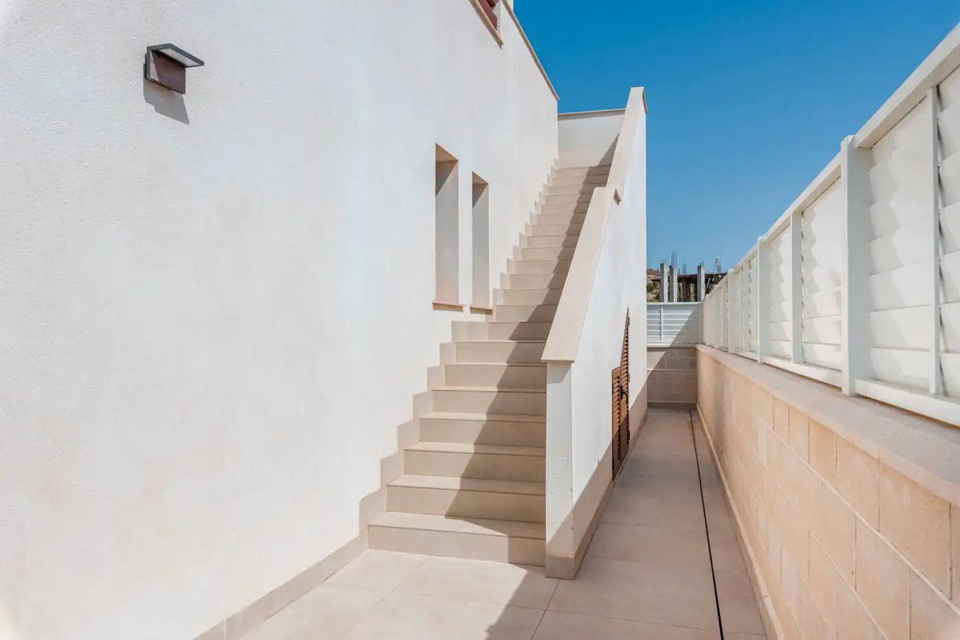 Vista exterior de Casa adosada en venta en Vera con Aire acondicionado, Calefacción y Jardín privado