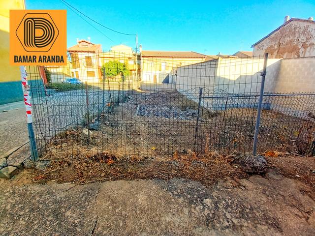 Terreno residencial en Venta en Avenida Constitución, 35 en La Horra