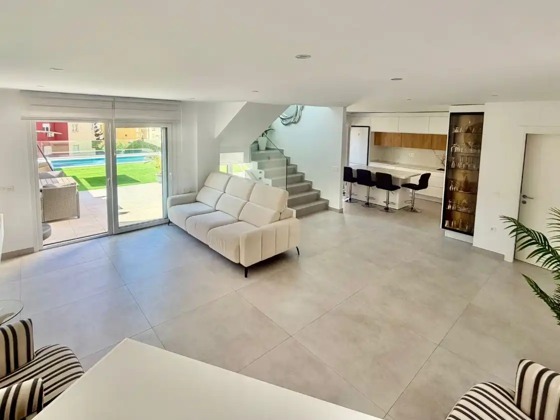 Villa con piscina in vendita a Calle Alcor 1, imagen 5
