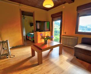 Bedroom of House or chalet for sale in San Martín del Rey Aurelio  with Heating, Terrace and Swimming Pool