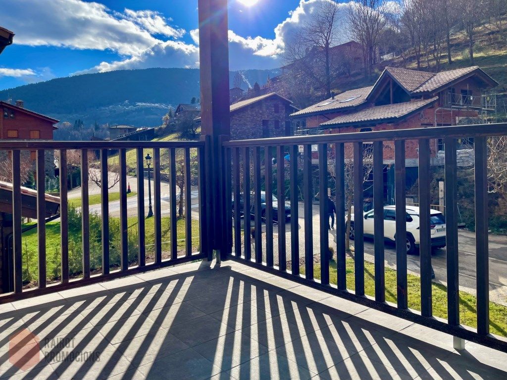 Balcony of Flat for sale in Llanars