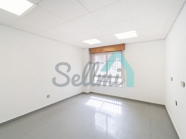 Büro mit Aufzug zur Miete in Uría