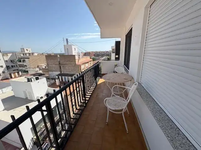 Flat with lift to rent in Este