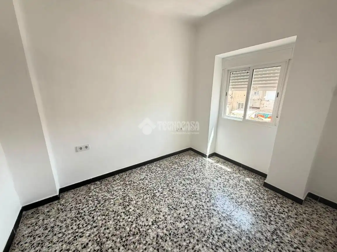 Flat with terrace for sale in Florida - Ciudad de Asís, imagen 14