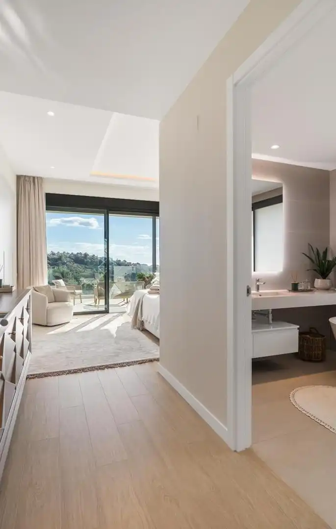 Dormitori de Casa adosada de lloguer en Marbella amb Aire condicionat, Calefacció i Jardí privat