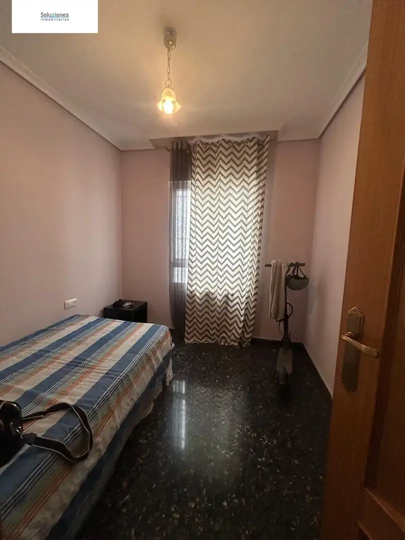 Habitación de Piso en venta en Albacete con Calefacción, Terraza y Trastero