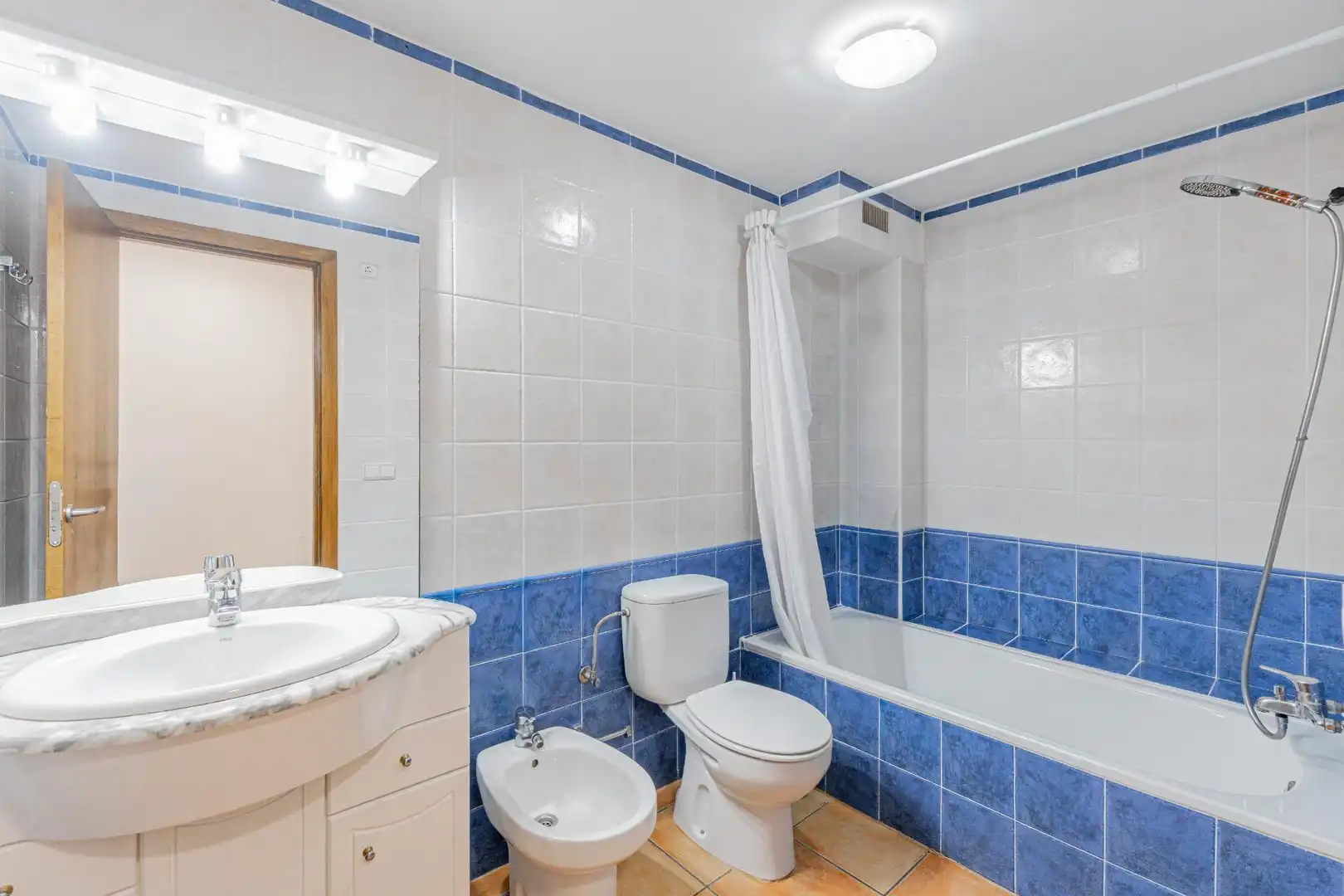 Baño de Planta baja en venta en Ses Salines con Aire acondicionado, Calefacción y Terraza