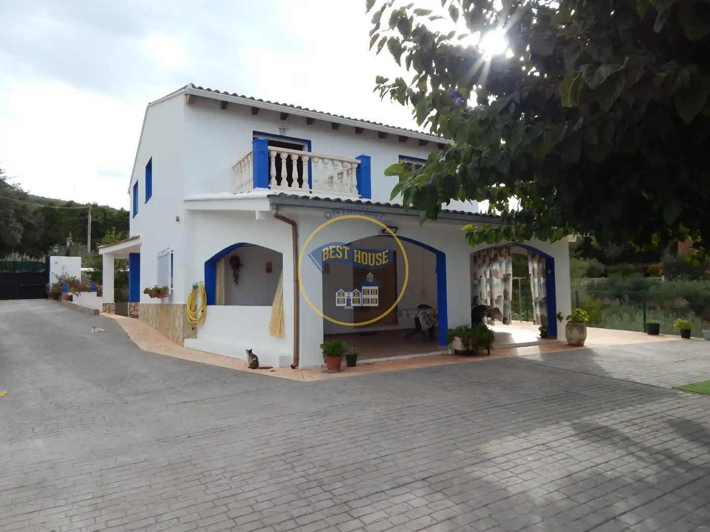 Vista exterior de Casa o xalet en venda en Ontinyent amb Calefacció, Jardí privat i Terrassa