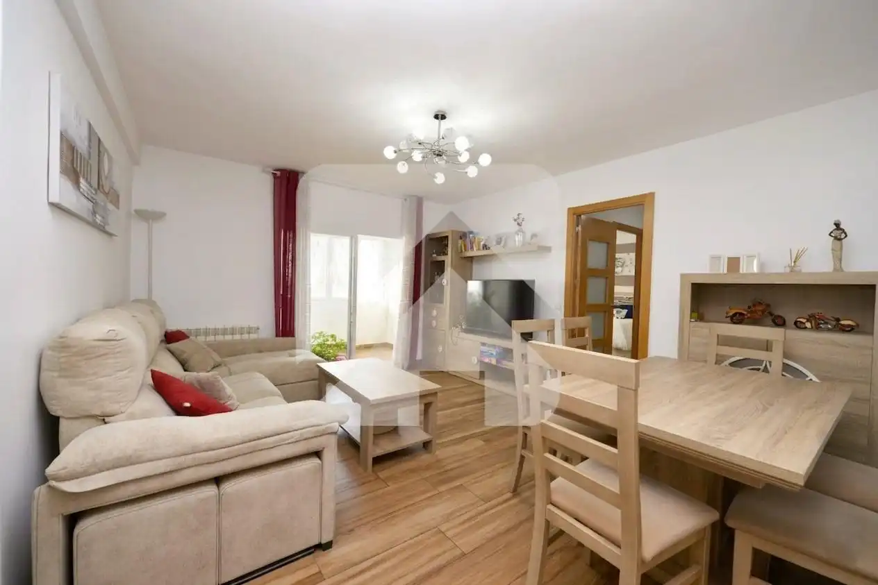 Sala de estar de Piso en venta en Valdemoro con Calefacción y Terraza