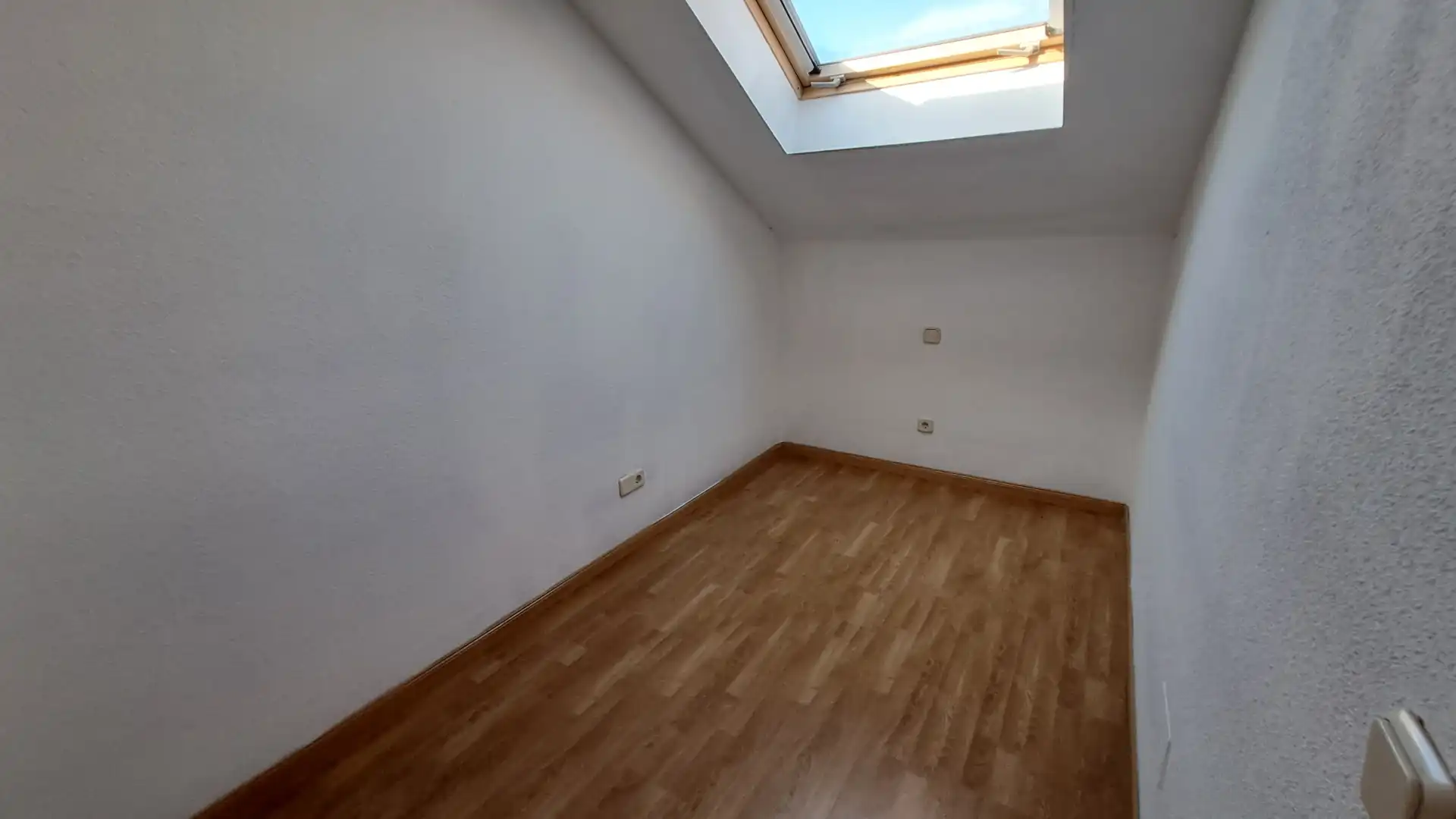 Duplex with lift to rent in Avenida Felipe II, imagen 8