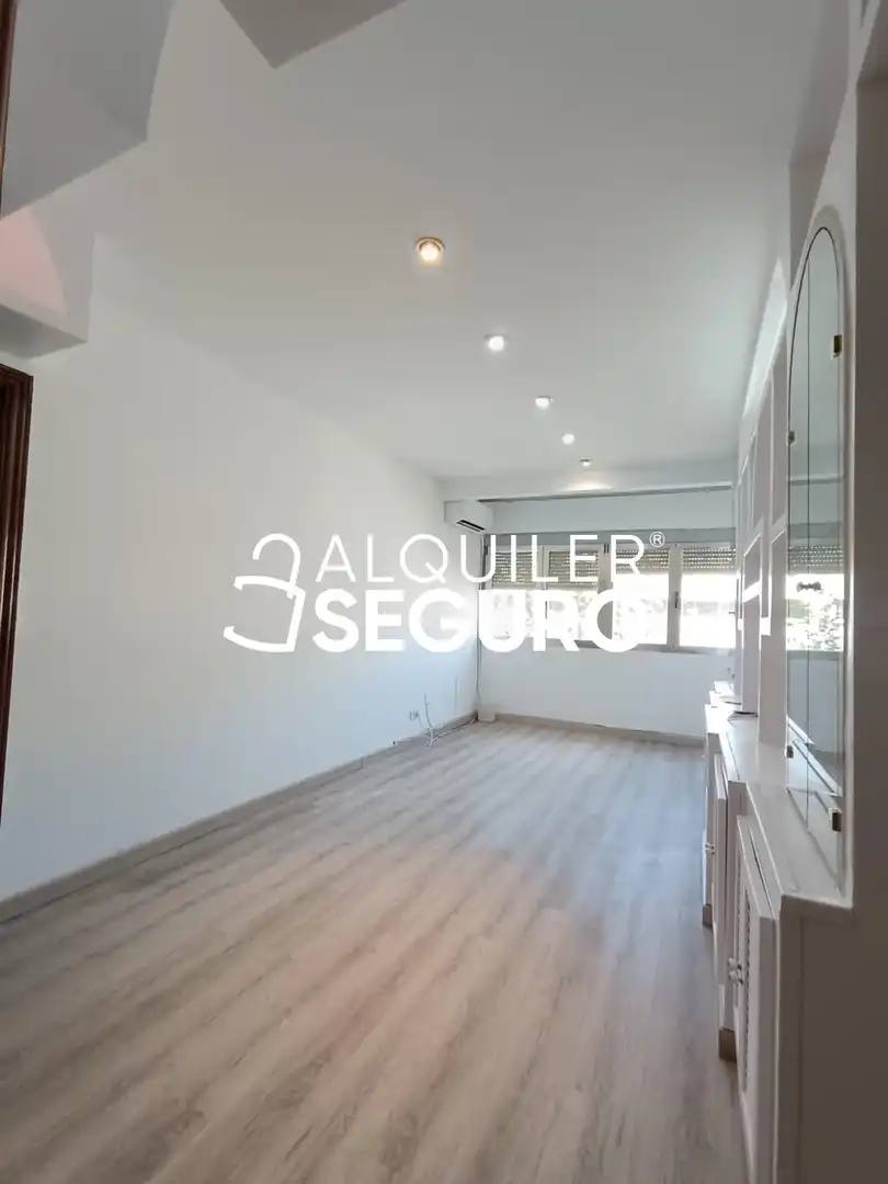 Bedroom of Flat for rent in Parla  with Air Conditioner, Heating and Furnished