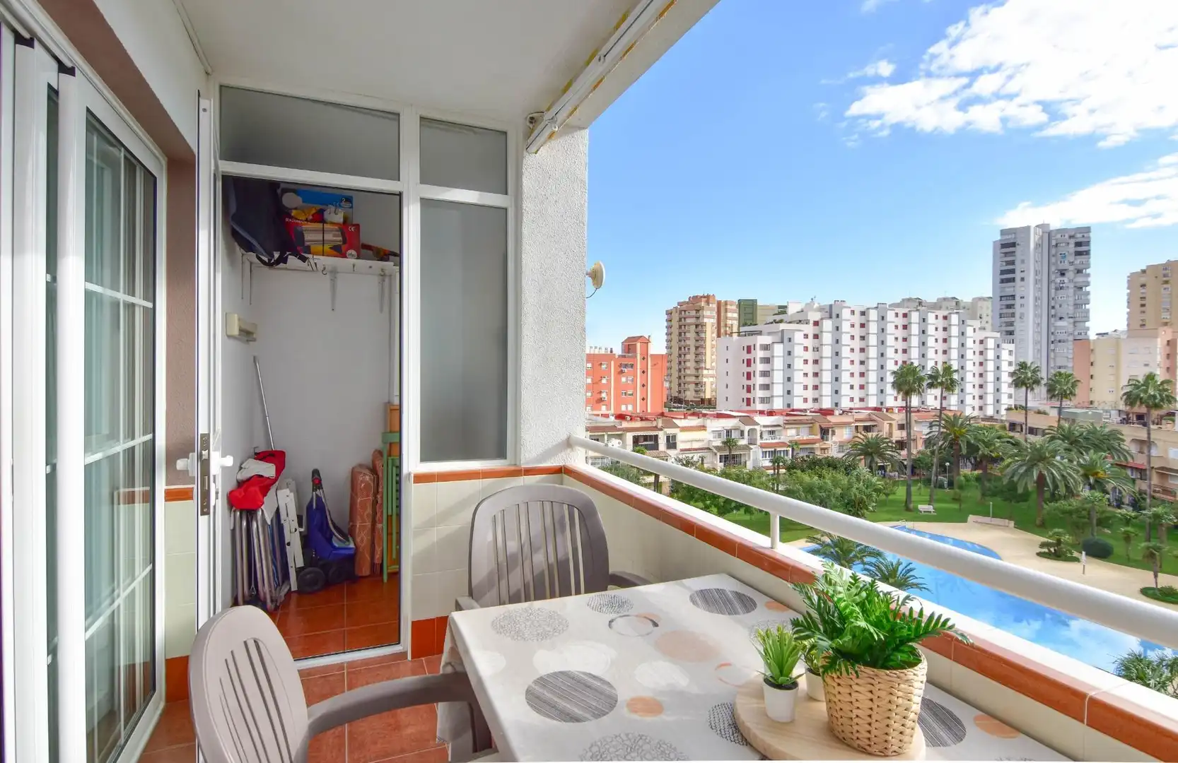 Mini appartamento con terrazza in affitto a Avenida MAR, imagen 4
