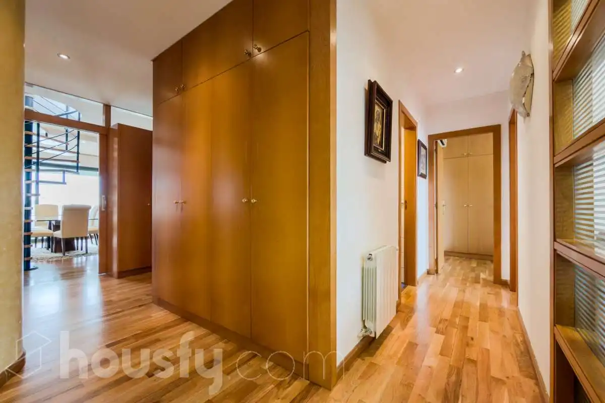 Piso en venta en Barcelona con Aire acondicionado, Calefacción y Jardín privado