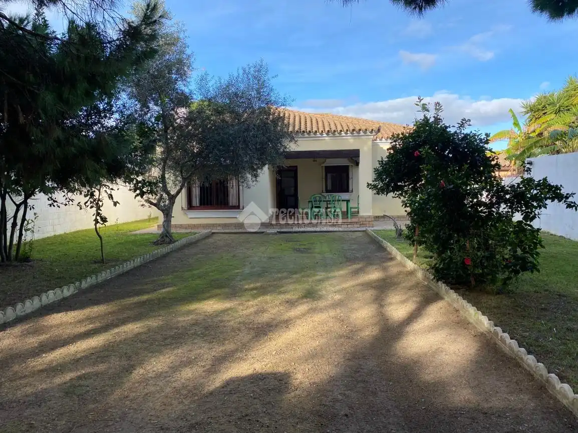 Vista exterior de Finca rústica en venta en Chiclana de la Frontera