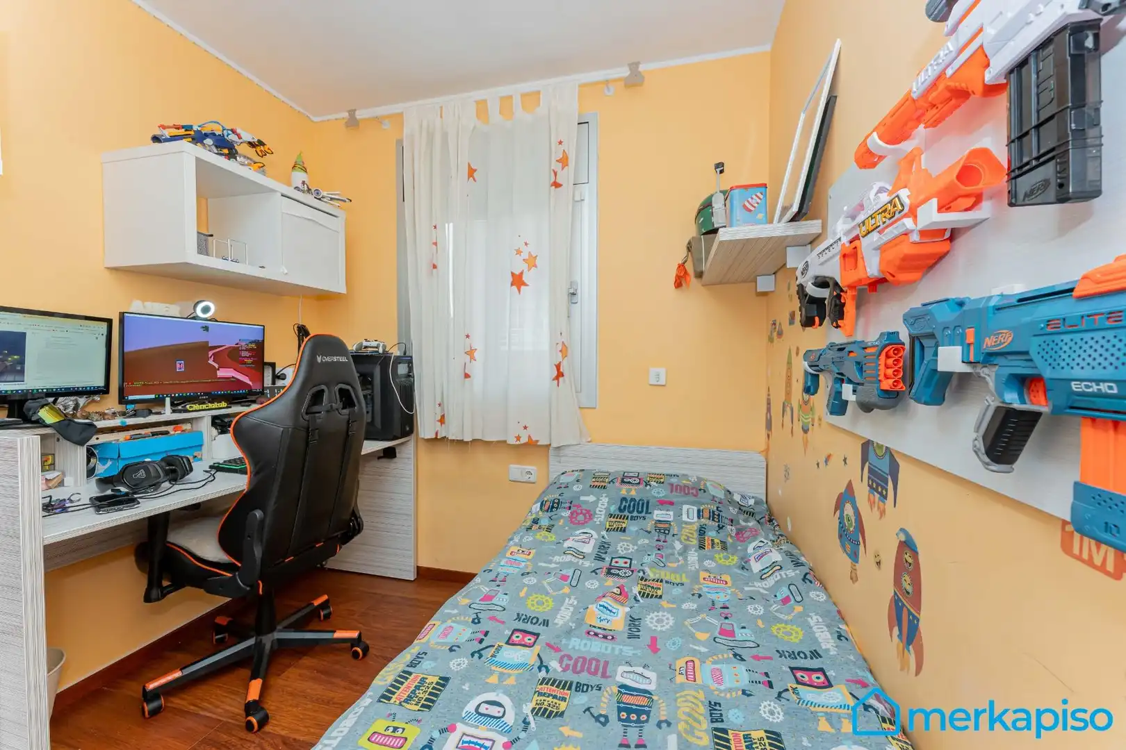 Habitación de Casa adosada en venta en Viladecans con Aire acondicionado, Terraza y Balcón