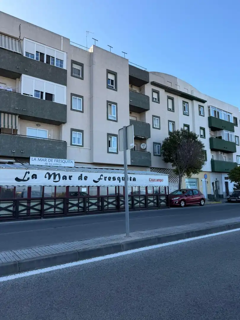 Vista exterior de Pis en venda en San Fernando amb Balcó