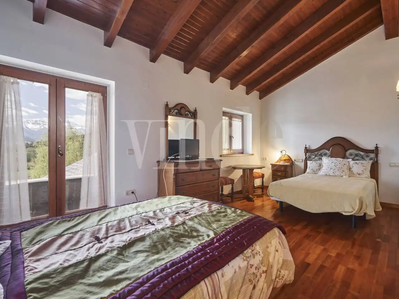 Dormitori de Casa o xalet en venda en Prullans amb Calefacció, Jardí privat i Terrassa
