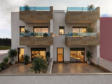 Duplex con piscina in vendita a Calle Calle Hispanidad De La