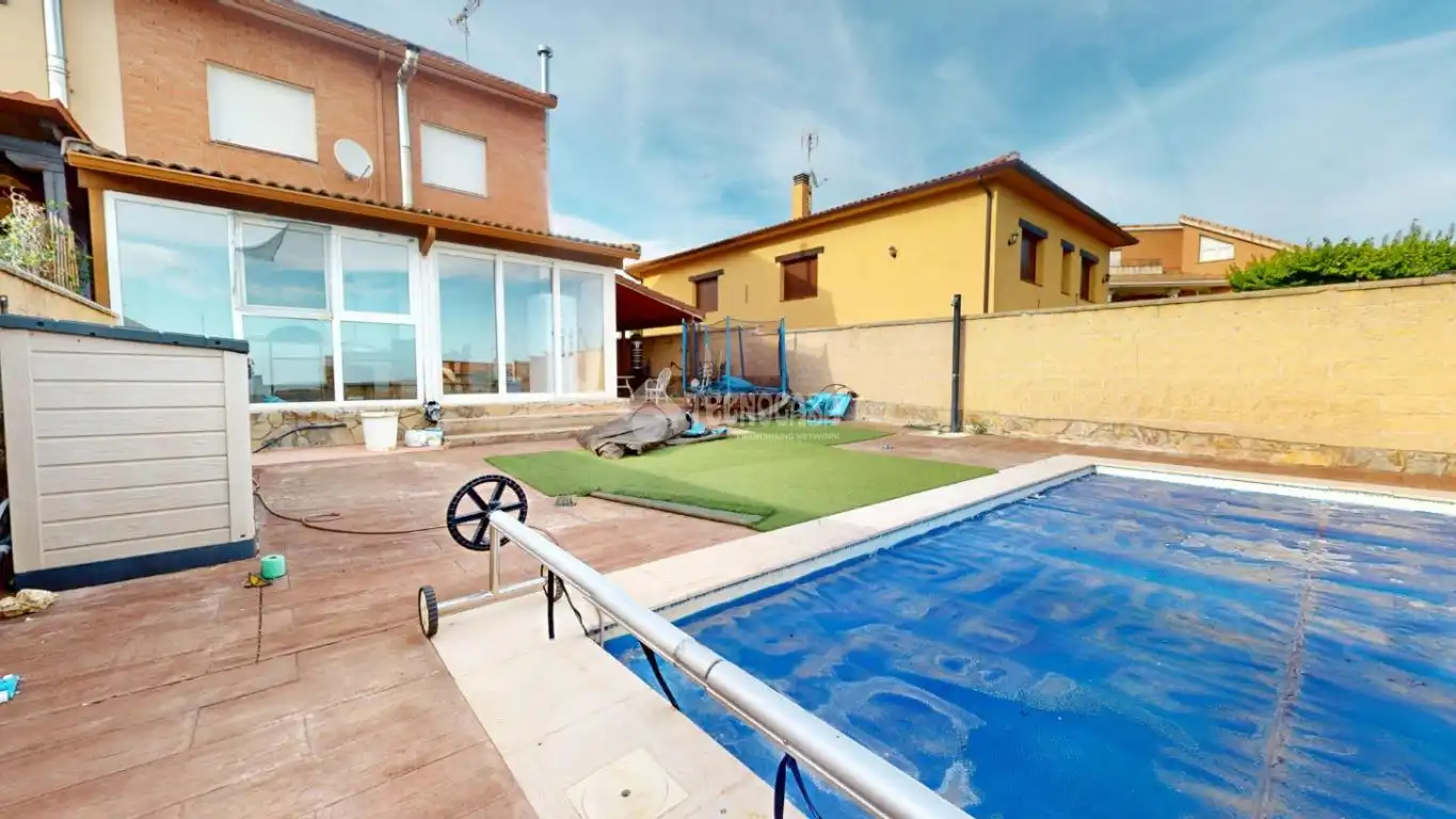 Maison jumelée à vendre à Torrelaguna, imagen 2