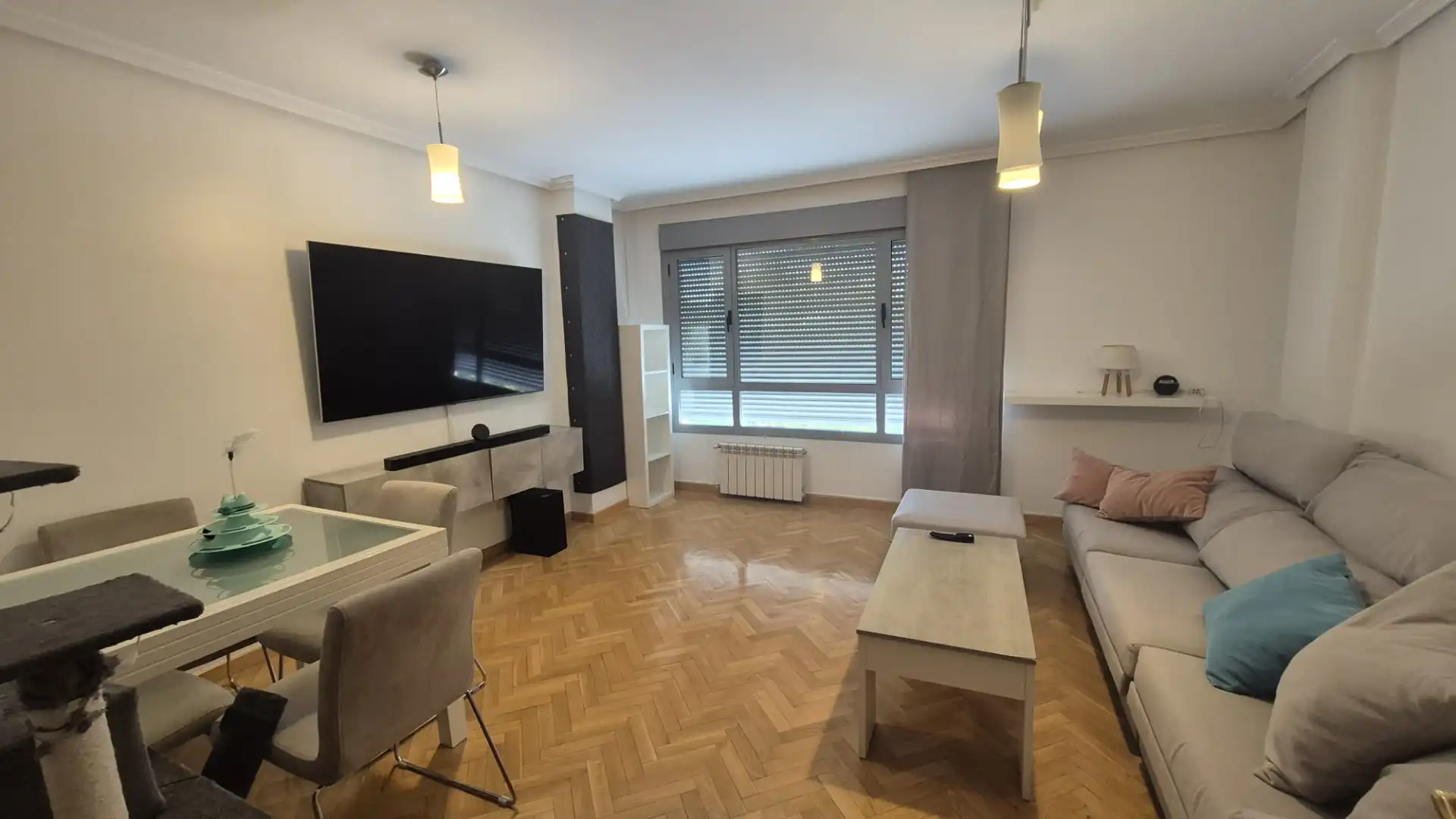 Sala de estar de Piso en venta en Parla con Aire acondicionado, Calefacción y Parquet
