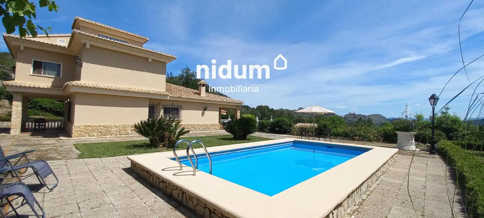 Außenansicht von Haus oder Chalet zum Verkauf in Xàtiva mit Abstellraum und Schwimmbad