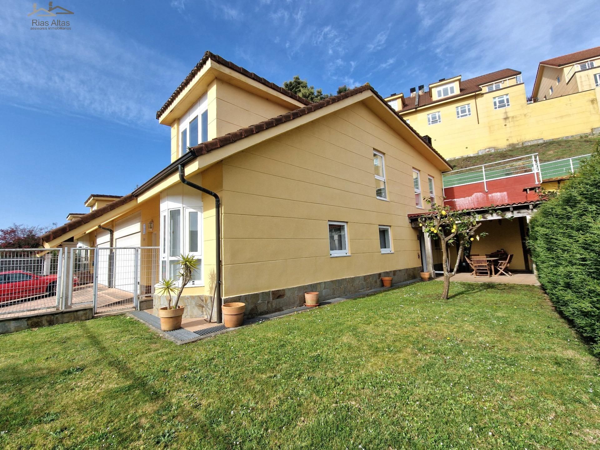 Casa o xalet de lloguer a Calle MARUJA MALLO, Morás - A Zapateira