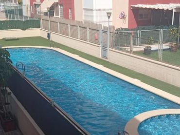 Flat with pool to rent in Las Lomas - Las Yucas