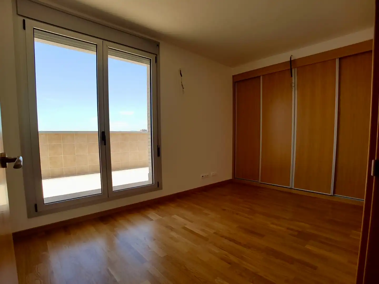Dormitori de Àtic de lloguer en Sant Adrià de Besòs amb Aire condicionat, Calefacció i Parquet