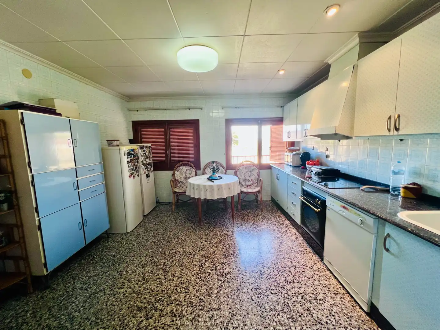 Cuina de Casa o xalet en venda en Petrer amb Aire condicionat, Jardí privat i Terrassa
