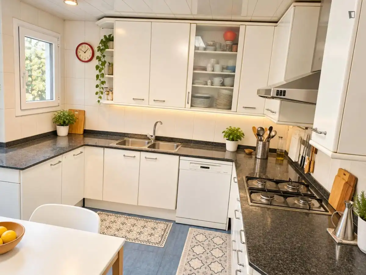 Kitchen of Study for rent in Sarrià - Sant Gervasi