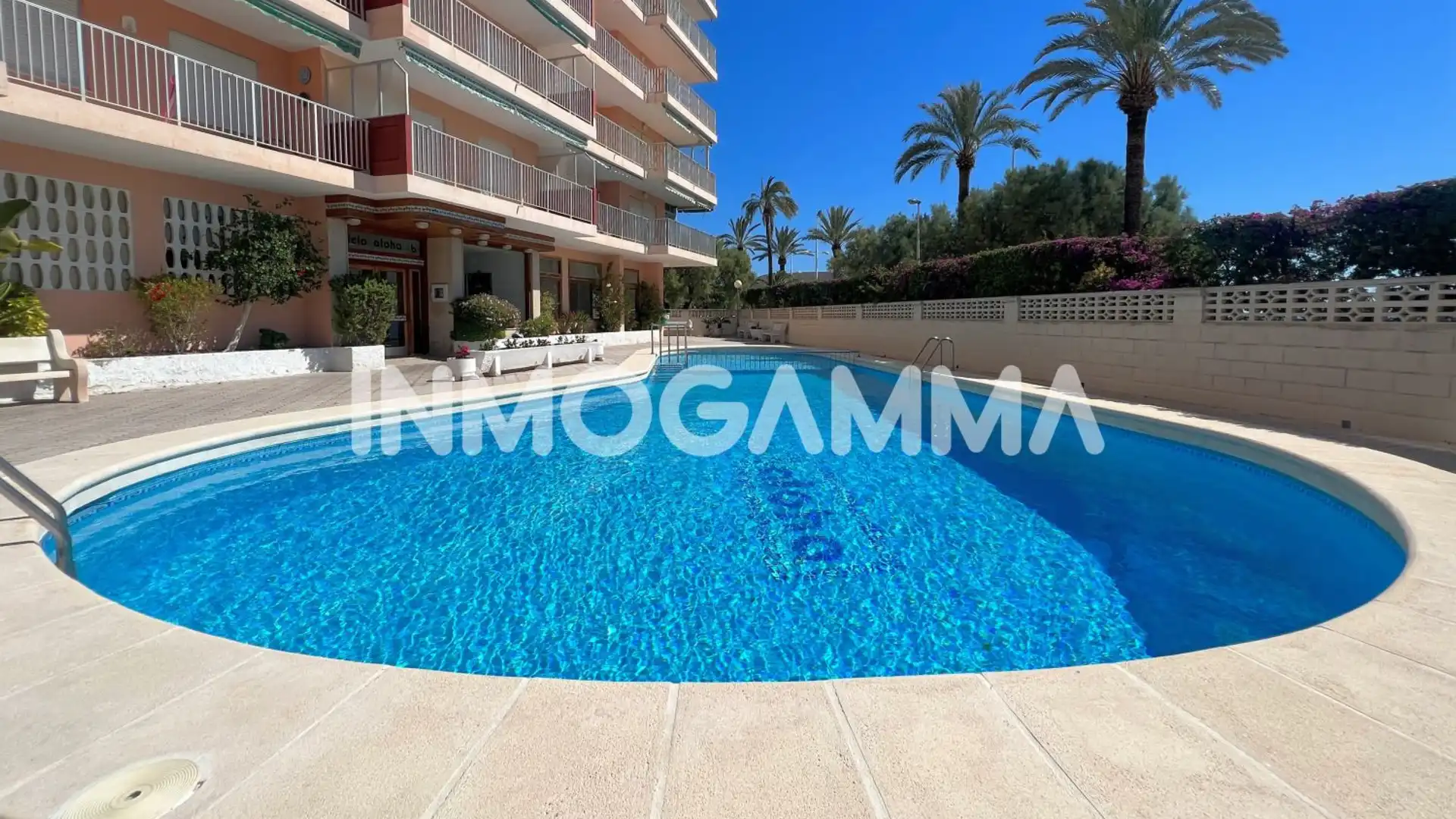 Piscina de Apartamento en venta en Cullera con Terraza y Piscina comunitaria