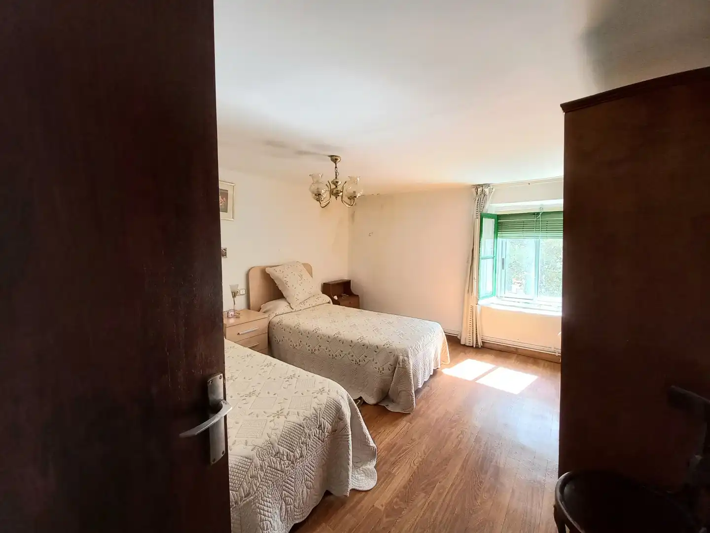 Bedroom of Detached homes for sale in Madrigalejo del Monte  with Heating and Storage room