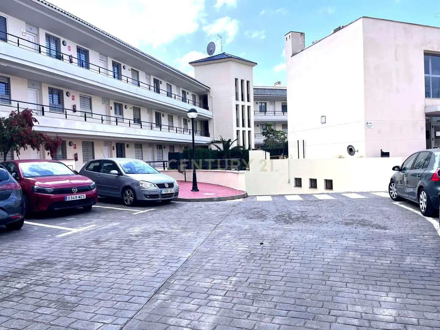 Parking de Apartamento en venta en Fuengirola con Jardín privado, Trastero y Piscina
