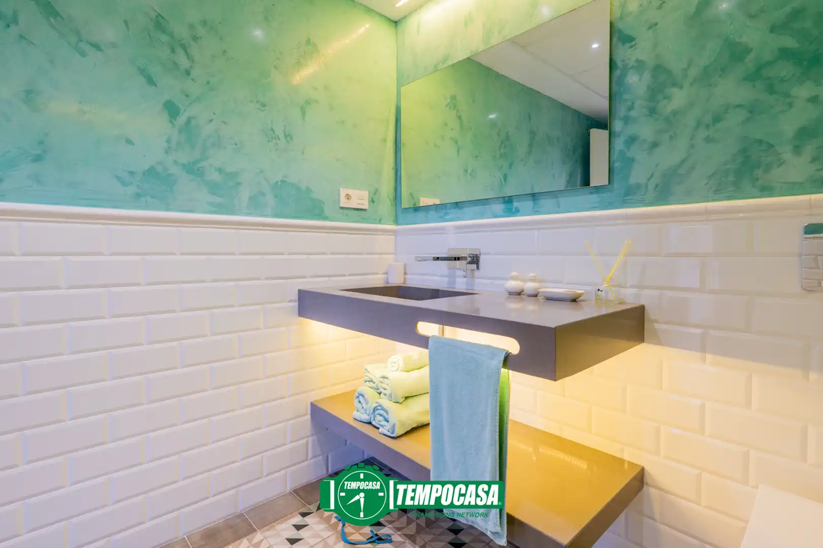 Baño de Piso en venta en Valencia con Aire acondicionado, Calefacción y Amueblado