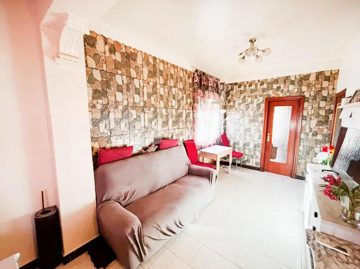 Flat with terrace for sale in Barrios rurales del oeste, imagen 2