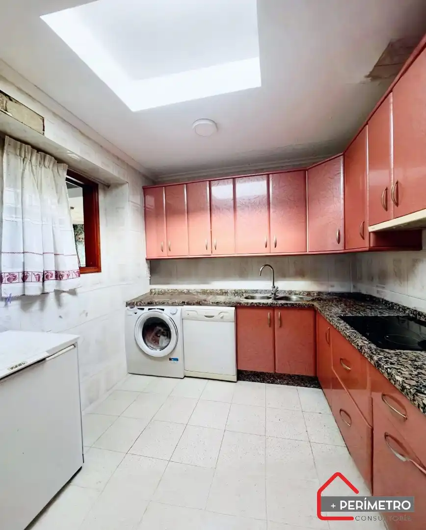 Cocina de Casa adosada en venta en Mérida con Aire acondicionado, Calefacción y Terraza