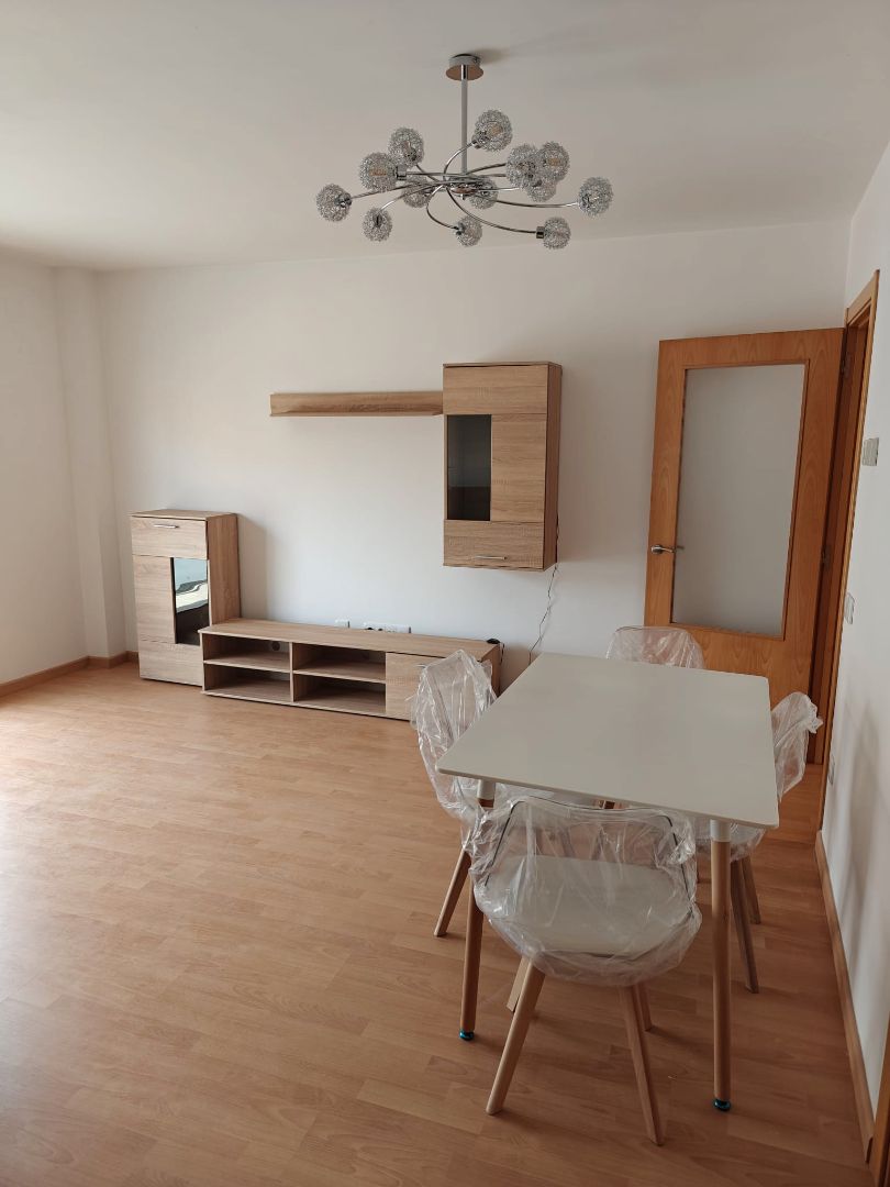 Sala d'estar de Pis de lloguer en Almacelles amb Moblat, Forn i Rentadora
