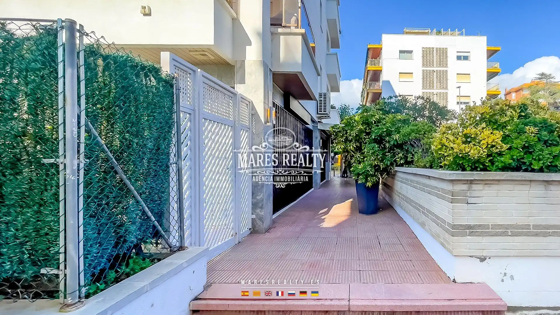 Vista exterior de Local en venta en Lloret de Mar con Aire acondicionado