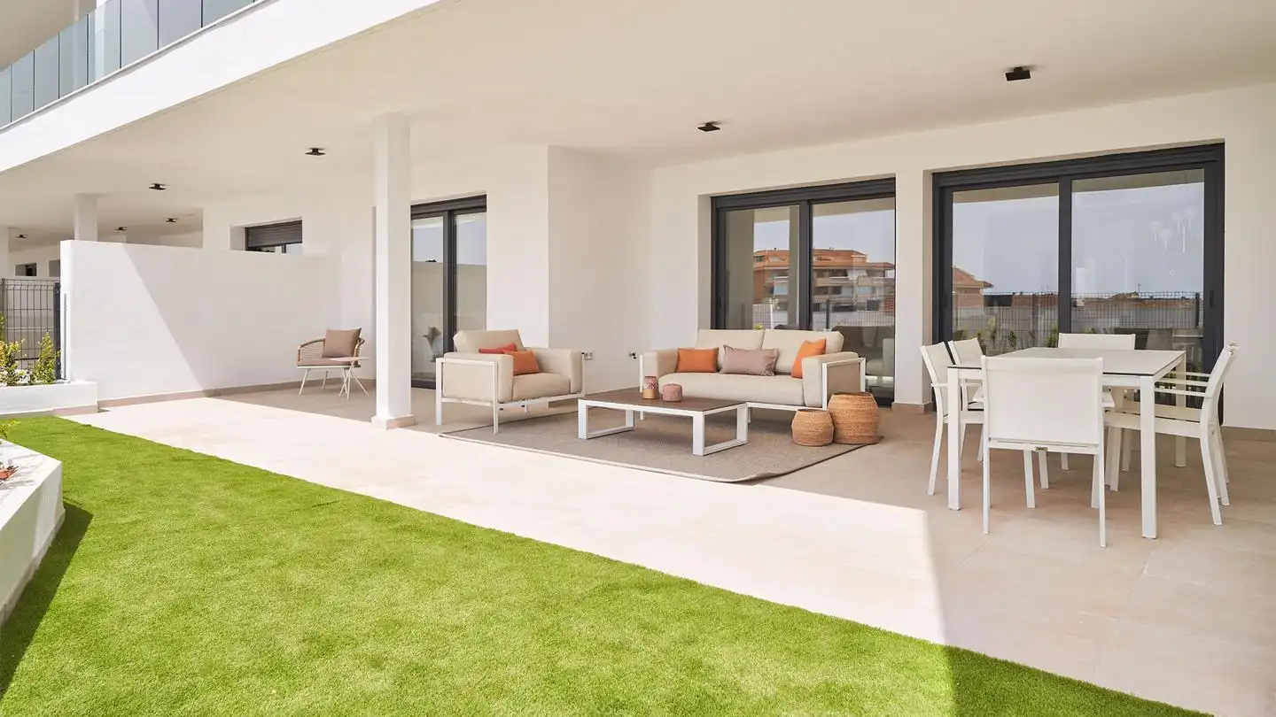 Terraza de Piso en venta en Fuengirola con Aire acondicionado, Terraza y Amueblado