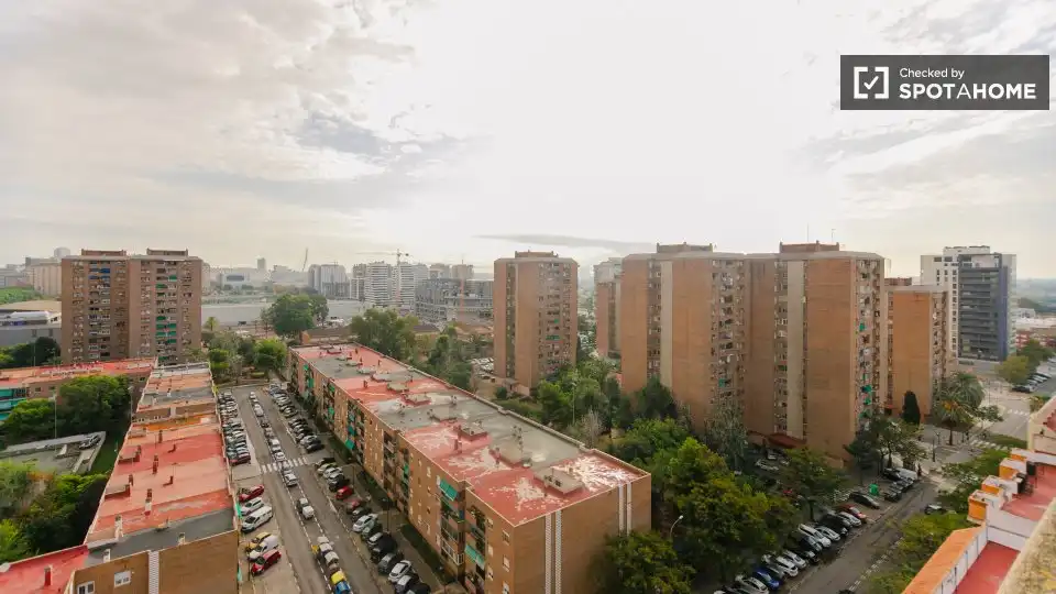 Vista exterior de Pis de lloguer en Valencia amb Aire condicionat, Calefacció i Moblat