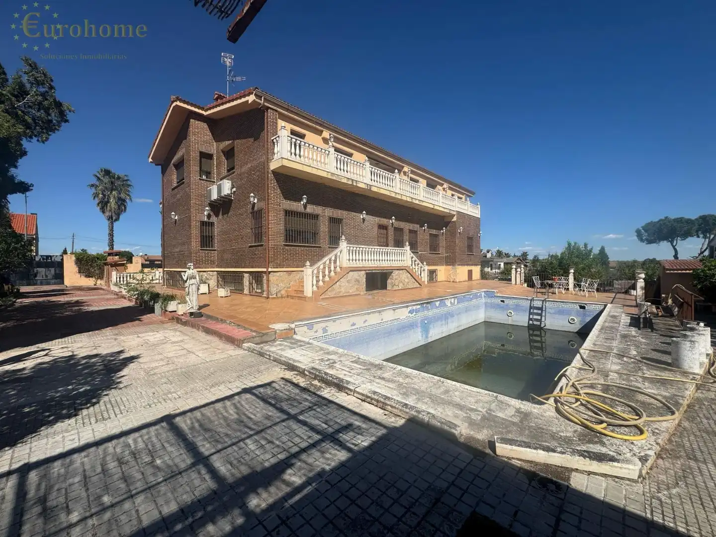 Piscina de Casa o chalet en venta en Navalcarnero con Aire acondicionado, Calefacción y Terraza