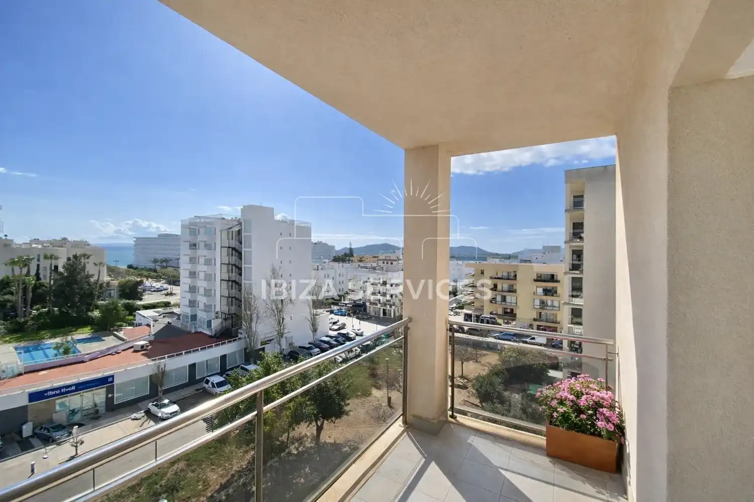 Vista exterior de Pis en venda en Eivissa amb Aire condicionat