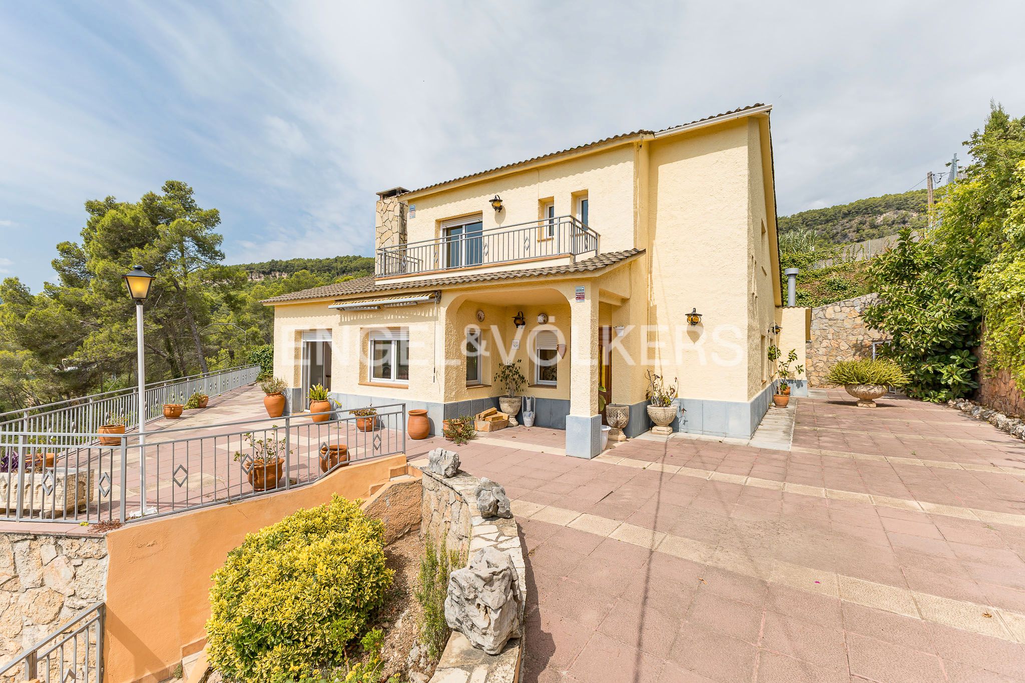 Exterior view of House or chalet for sale in Vallirana  with Air Conditioner, Heating and Private garden