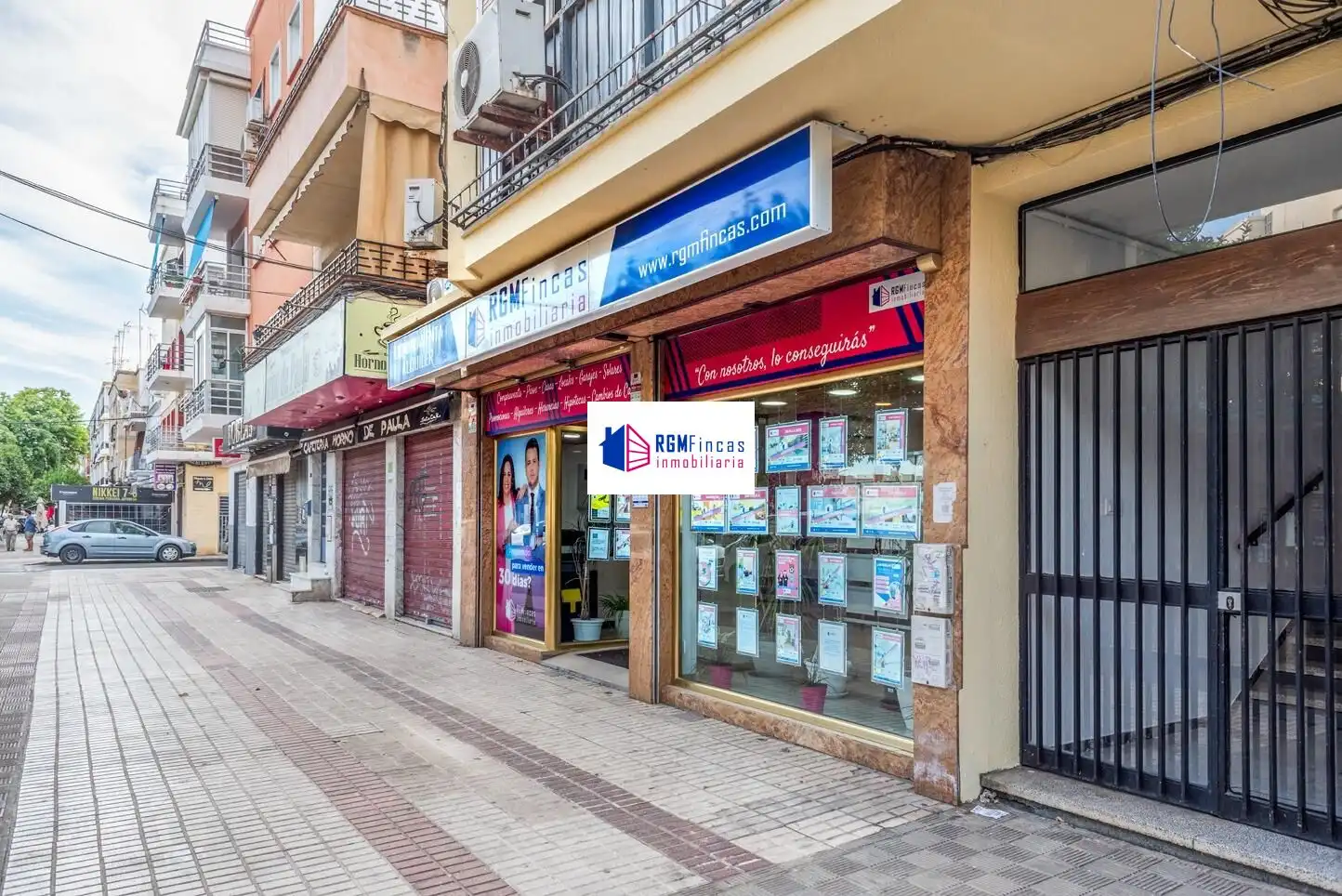 Flat for sale in Sevilla  with Air Conditioner and Storage room