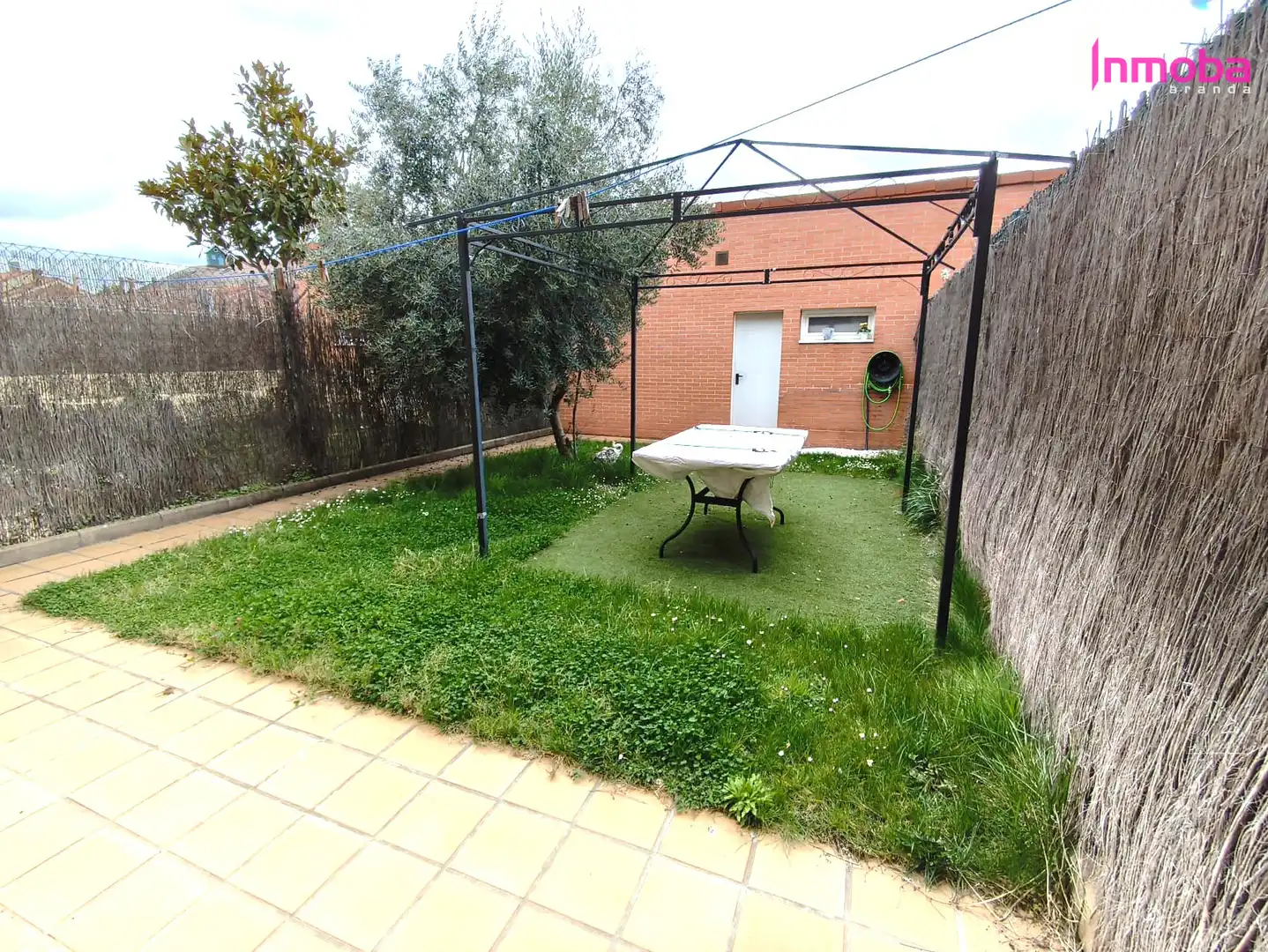 Jardín de Casa adosada en venta en Aranda de Duero con Calefacción y Jardín privado