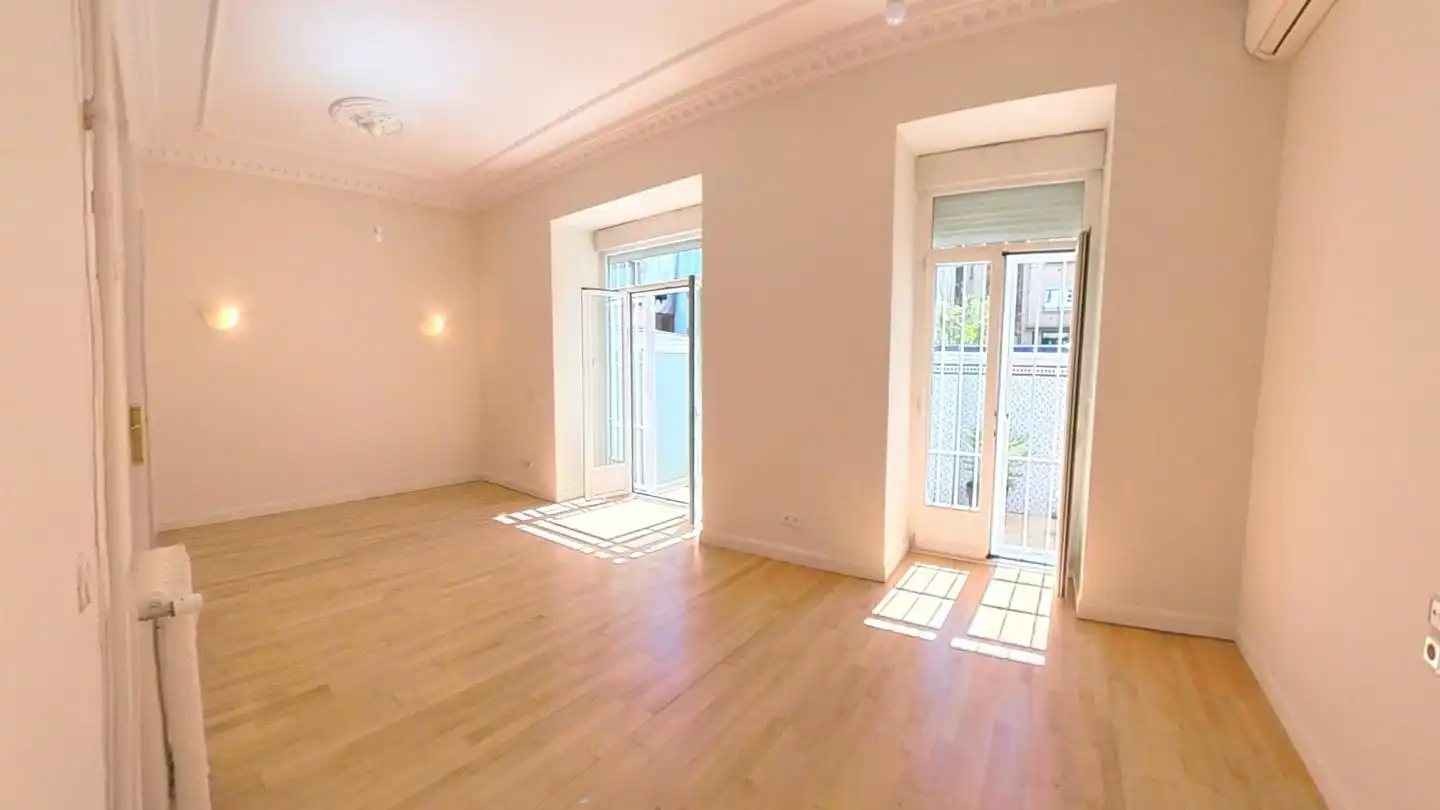 Sala d'estar de Planta baixa en venda en Barrio de Salamanca