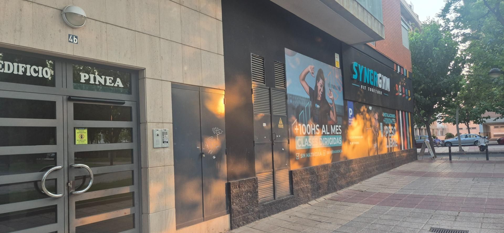 Vista exterior de Piso en venta en  Murcia Capital con Parquet, Terraza y Balcón